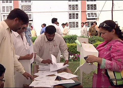 В Пакистане впервые проходят парламентские выборы