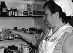 Западные концерны испытывали лекарства на пациентах в ГДР?