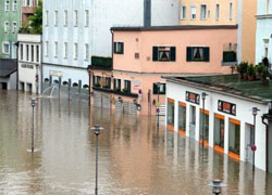Наводнение в Праге: жителей срочно эвакуируют