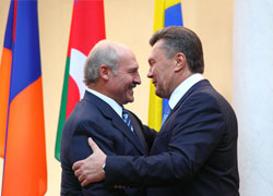 Yanukovich looking for shelter in Belarus