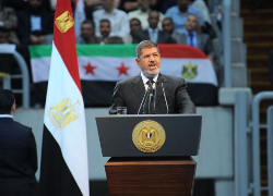 Свергнутого президента Египта обвинили в пытках и убийствах