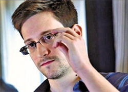 Сноуден попросил политубежище в Бразилии