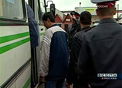 «Мигрантская лихорадка» в Москве: тысяча задержанных, чистки в полиции