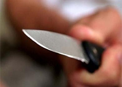 Man Attacks Policemen With Knives In Homel