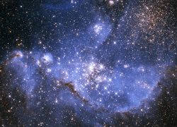 Астрофизики открыли новые свойства темной материи