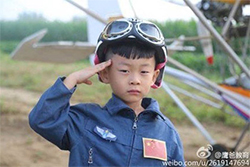 Пятилетний китаец стал самым юным пилотом в мире