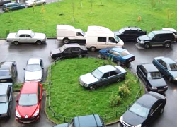 Минские власти обещают 11 тысяч парковок во дворах