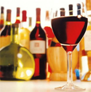 На складе в Молодечно нашли 18 тысяч бутылок нелегального вина