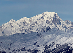 Альпініст знайшоў на Монблане скрынку з сапфірамі і рубінамі