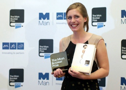 «Букера» выиграла 28-летняя писательница из Новой Зеландии