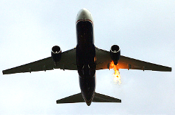 Горящий Boeing-757 сел в Карибском море