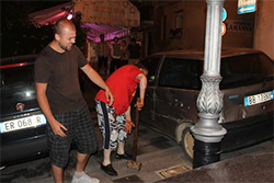 Итальянец разбил машину, чтобы развлечь русских туристов