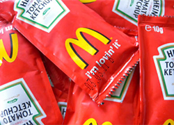McDonald's отказался от кетчупов Heinz