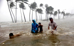 На Филлипины обрушился самый мощный в истории тайфун