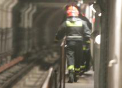 Пассажиры варшавского метро эвакуированы из-за пожара