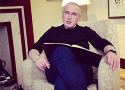 Первое видео с Ходорковским на свободе