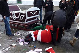 В Польше попал в аварию пьяный Санта-Клаус на санях