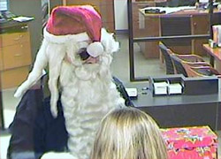 В США Санта-Клаус ограбил банк с помощью «подарка»