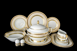 Minsk authorities fail to find suppliers of gold dishes for Lukashenka