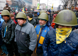 Каждый десятый украинец готов идти в партизаны