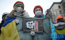 «Амазонкі Майдана» выйшлі на барыкады