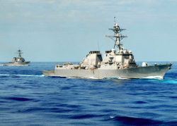 США отправляют два военных корабля в Черное море