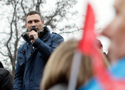 Кличко в Днепропетровске: Я имею право идти в президенты