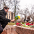 Белорусы зажгли свечи у посольства Украины в Минске