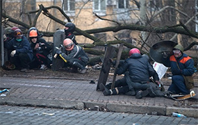 Количество жертв столкновений в Киеве продолжает расти