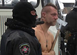 Милиционера арестовали за пытки активиста Евромайдана
