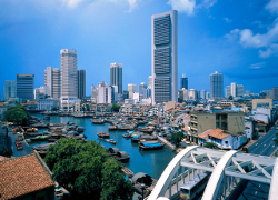 Сінгапур названы самым дарагім горадам свету