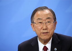 Генсек ООН: Эбола сеет панику по всему миру