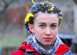 Жительница оккупированного Крыма: Мы не сдаемся и верим в Украину