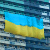 На самом высоком здании Днепропетровска вывесили огромный флаг Украины