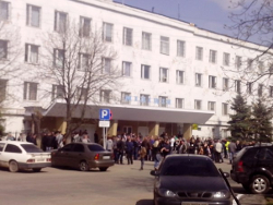 Пад Луганскам сепаратысты штурмуюць аддзяленне міліцыі