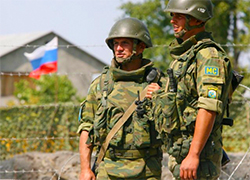 Российские войска обстреливают Дебальцево и готовят штурм