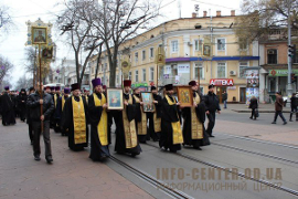 По Одессе прошел крестный ход за мир и единство Украины