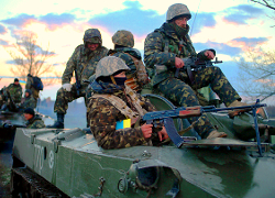 Украинские силовики освобождают Славянск (Видео)