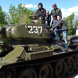 У Луганску тэрарысты захапілі танк Т-34