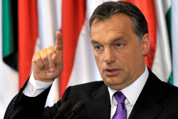 Виктор Орбан требует автономии для венгров Закарпатья