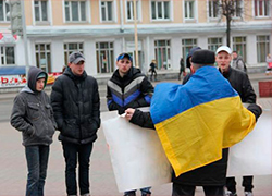 Баранавіцкі суд пастанавіў знішчыць украінскі сцяг