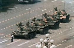 25 лет назад власти Китая расстреляли демонстрацию на площади Тяньаньмэнь