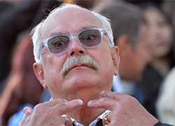 Mikhalkov offers to impose tax on access to Internet for Belarusians