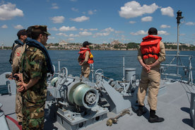 Фотафакт: У Чорнае мора ўвайшлі караблі NATO