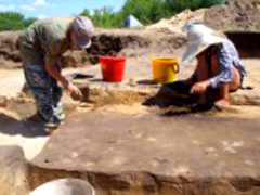 Под Столбцами откопали оружие возрастом 4,5 тысячи лет