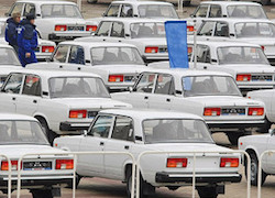 Продажи «АвтоВАЗа» рухнули на 32 процента
