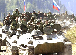 На границе с Украиной - 45 тысяч российских военных