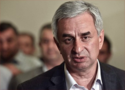 Выпускник минской школы КГБ станет президентом Абхазии