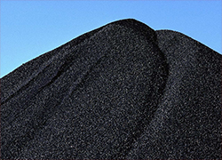 Уголь из захваченных террористами шахт Донбасса вывозят в Россию