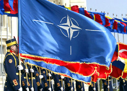 Краіны NATO пачалі перадачу зброі Украіне